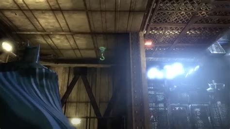Batman: Arkham City Bowery Riddler Trophy .